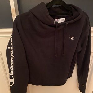 Women’s cropped champion sweatshirt